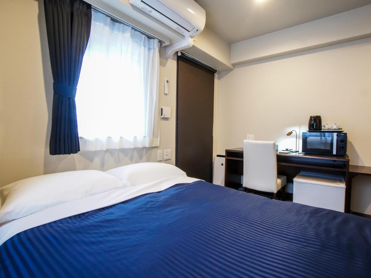 Hotel Livemax Umeda Doyama Осака Екстер'єр фото